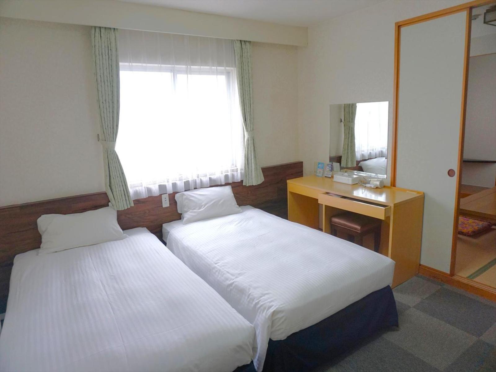 Hotel Orox Naha Habitación foto